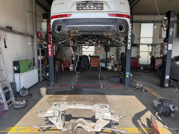 service auto - lucrare în service-ul AutoViva Strejnicu